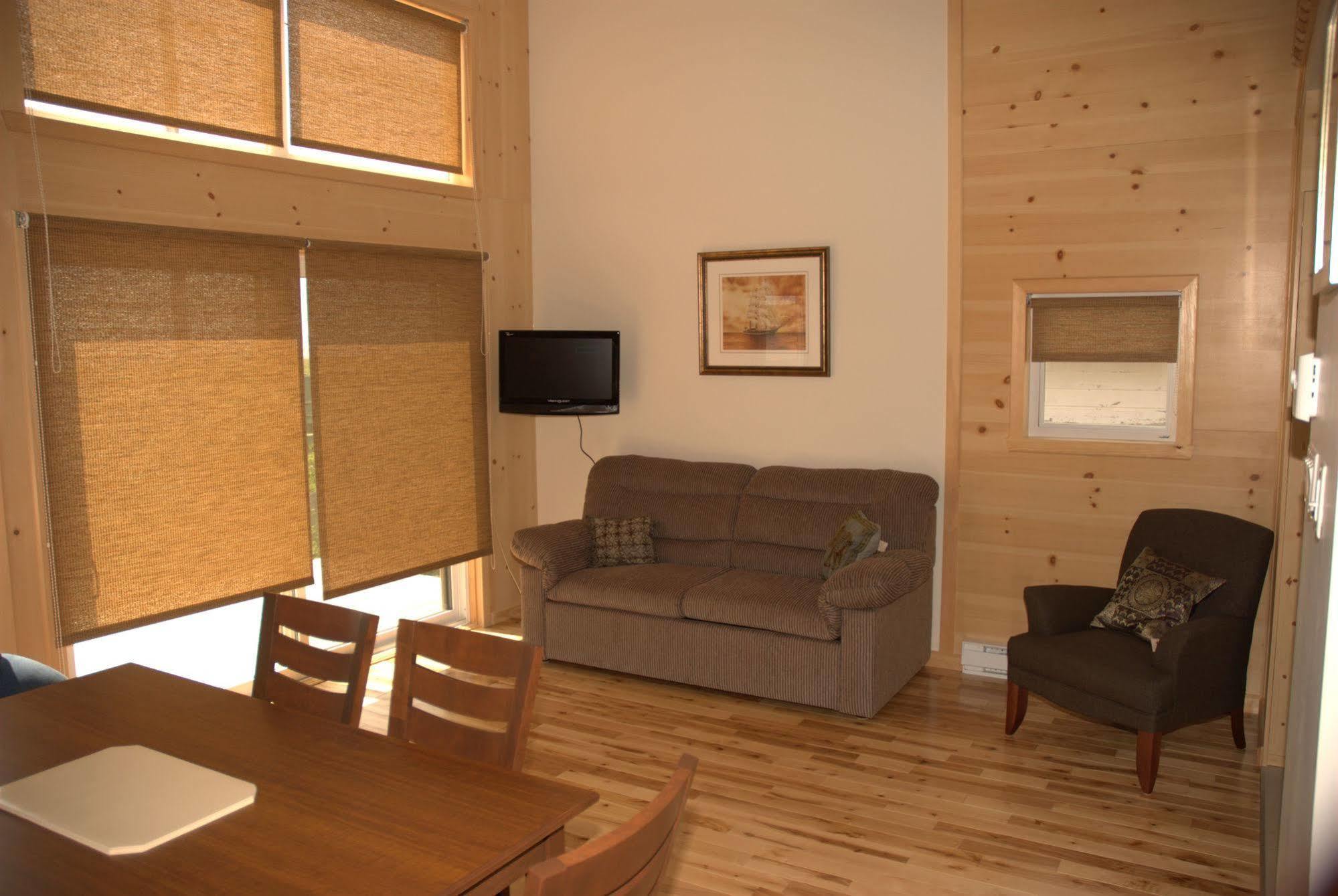 Les Chalets Du Bioparc Bonaventure Luaran gambar